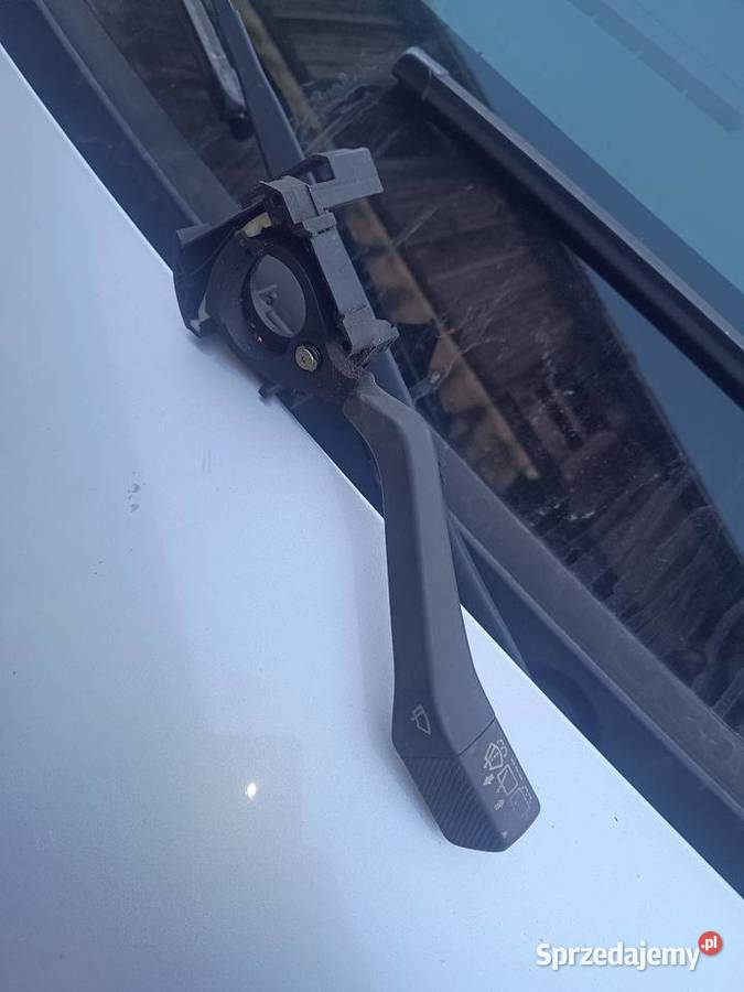 VW passat B3 golf polo kombi przełącznik Leśna