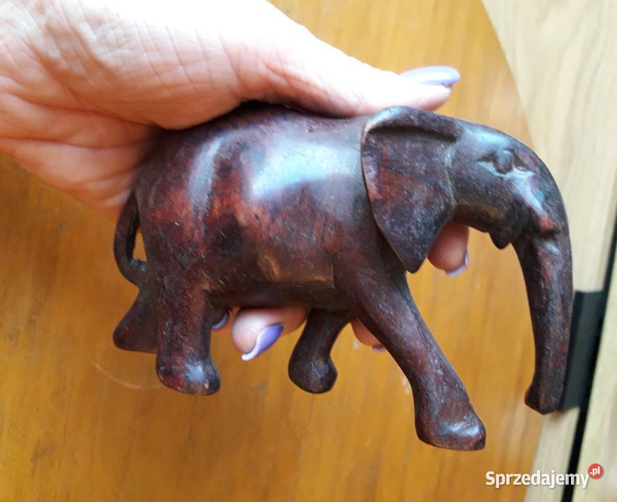 Świeczniki drewniane i słoń zestaw pamiątek z