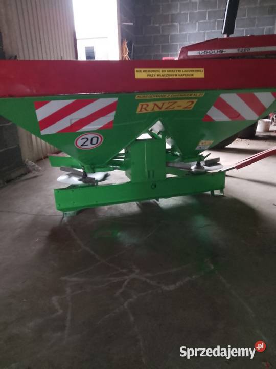 Sprzedam rozsiewacz nawozów RNZ2 unia brzeg sprzedam