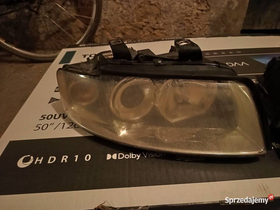 Lampy przód a4b6 Xenon Strzegom