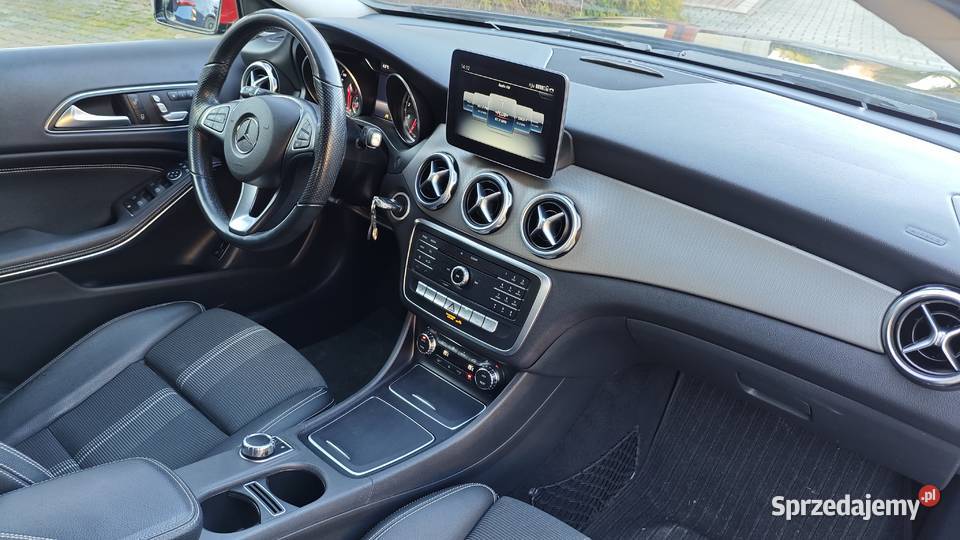 MercedesBenz GLA 180 automat niski przebieg lubelskie Jaroszewice