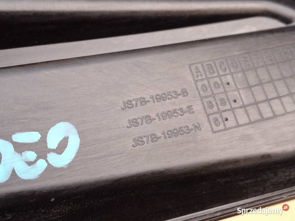 FORD MONDEO MK5 5 V LIFT KRATKA ZDERZAKA LEWA Bieleń sprzedam