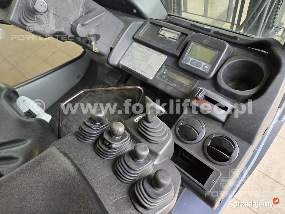 Wózek widłowy TOYOTA 8FDF15 KABINA 1800 mth śląskie