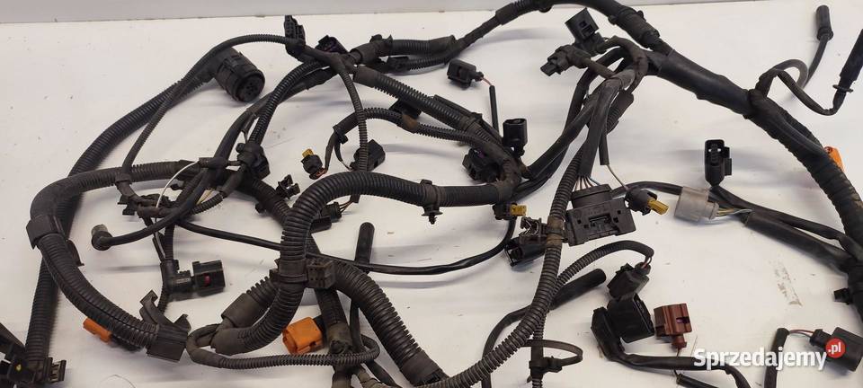 AUDI A4 B8 WIĄZKA SILNKA CGKA 27 TDI 8K2971072S