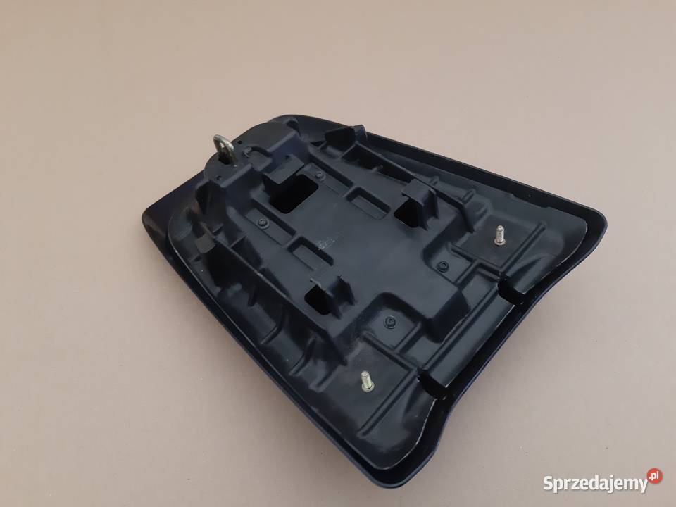 HONDA CBR 600RR NAKŁADKA ZAŚLEPKA SIEDZENIA TYŁ Szyby i owiewki Bieleń