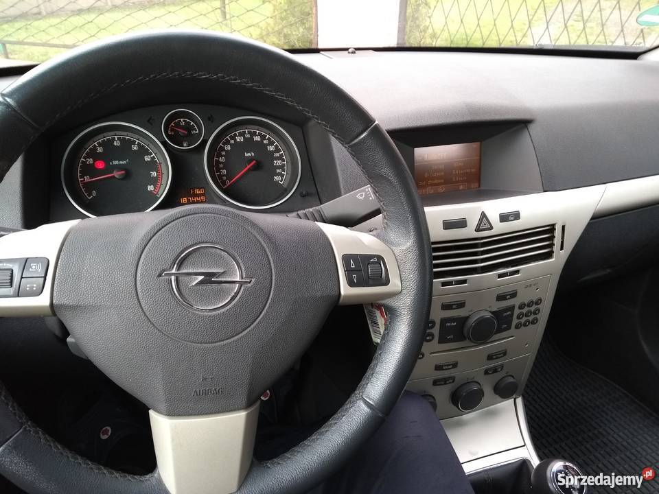 Opel Astra 2008r 16l benzyna 5 drzwi niebieski 115KM Ogrodzieniec