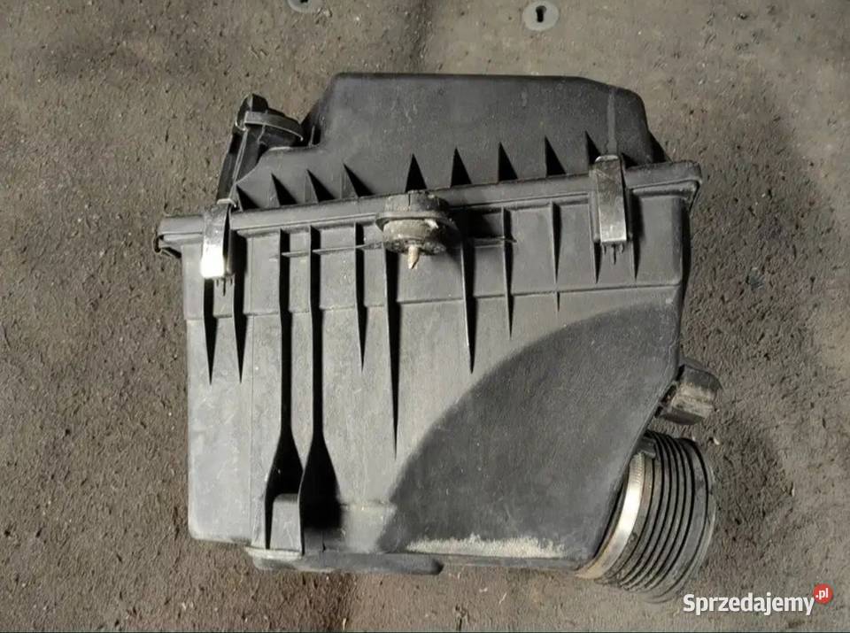 Obudowa filtra powietrza BMW e38 750i v12 m73 Żory