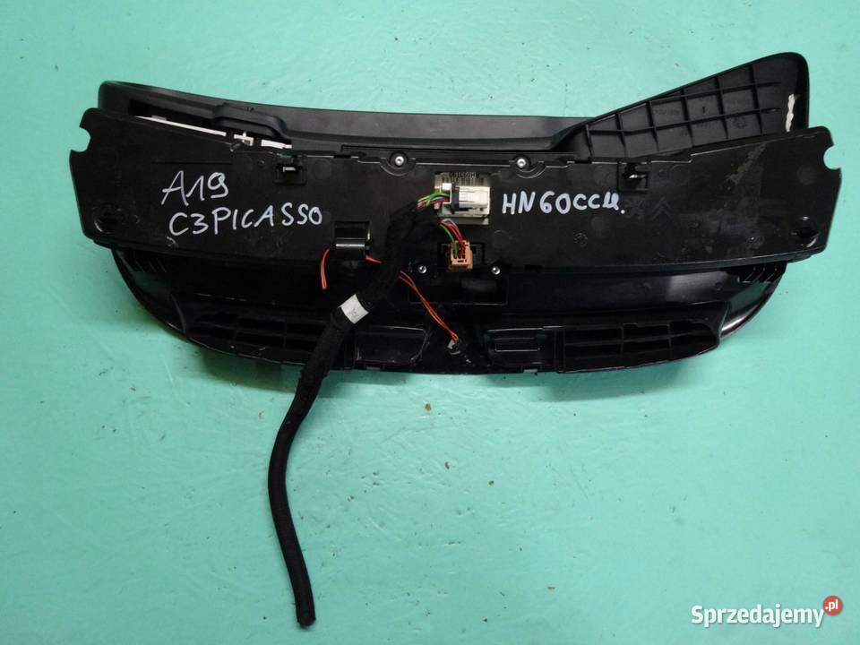 CITROEN C3 PICASSO 16 HDI 10r liczniki zegary sprzedam