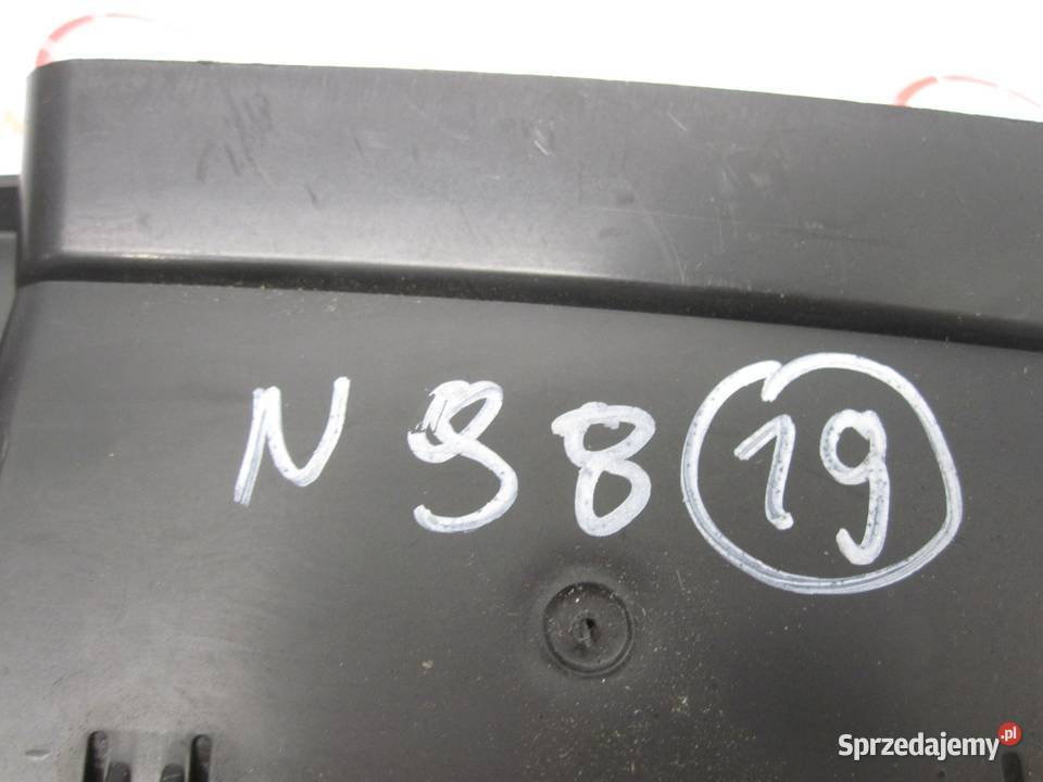 RENAULT MEGANE III CC 11r kratka nawiewu osobowe Kielce