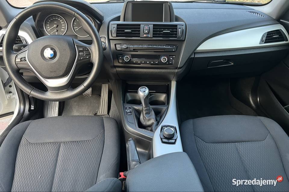 Piękne BMW seria 1 114i Nowy rozrzd czujnik parkowania Stalowa Wola sprzedam