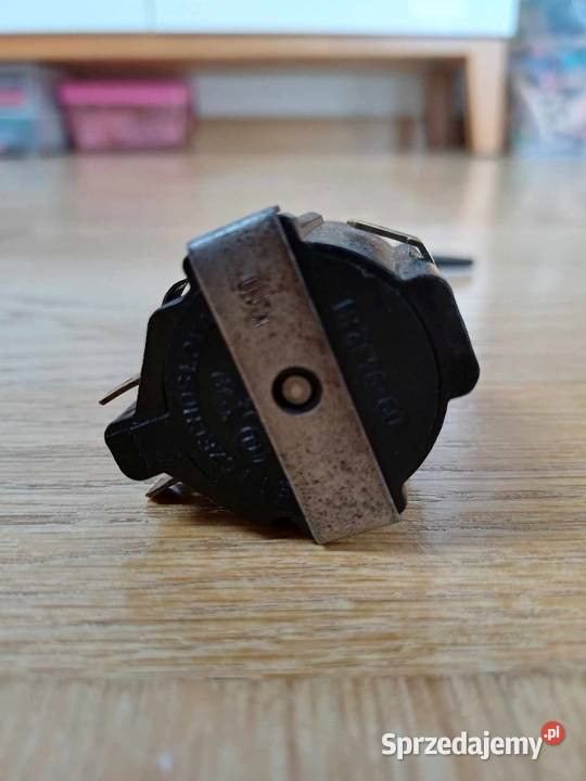 Przełącznik świateł skoda 1000mbliaz oryginał Cholerzyn