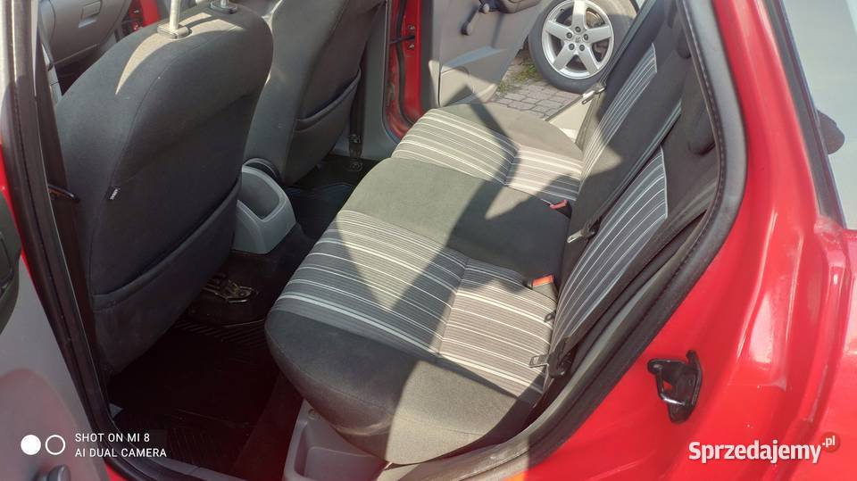 Ford Focus mk2 lift 2009r 18 benzyna 225 zamiana isofix