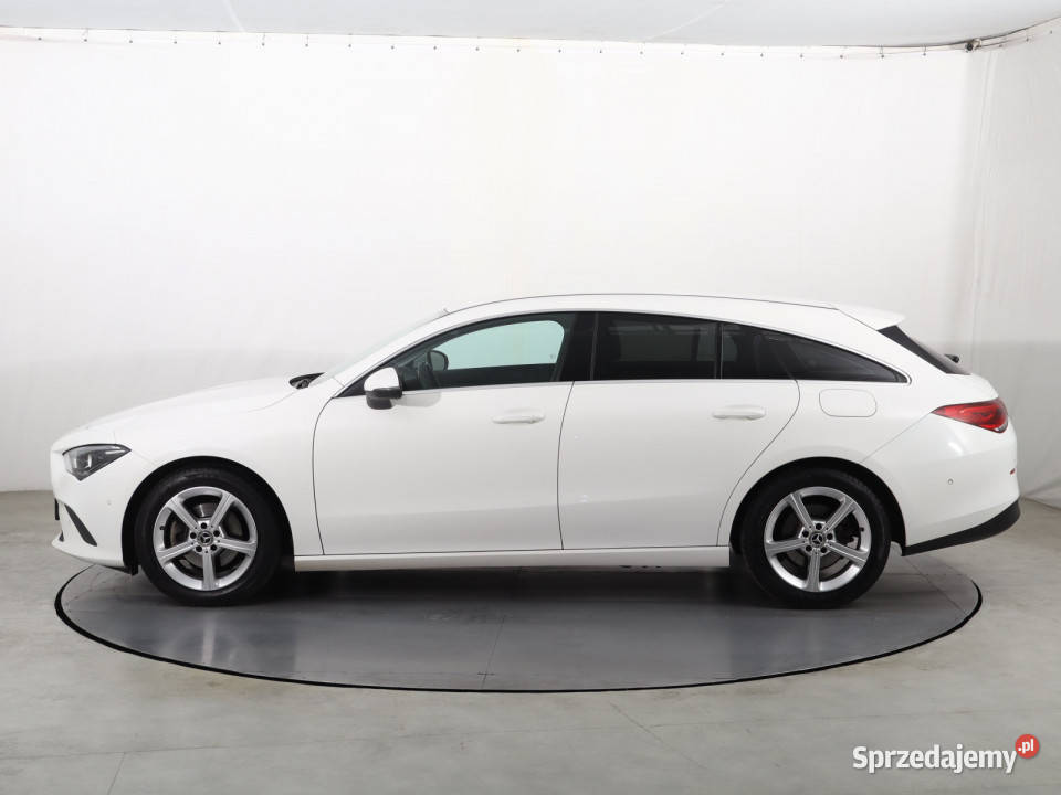 Mercedes CLA 200