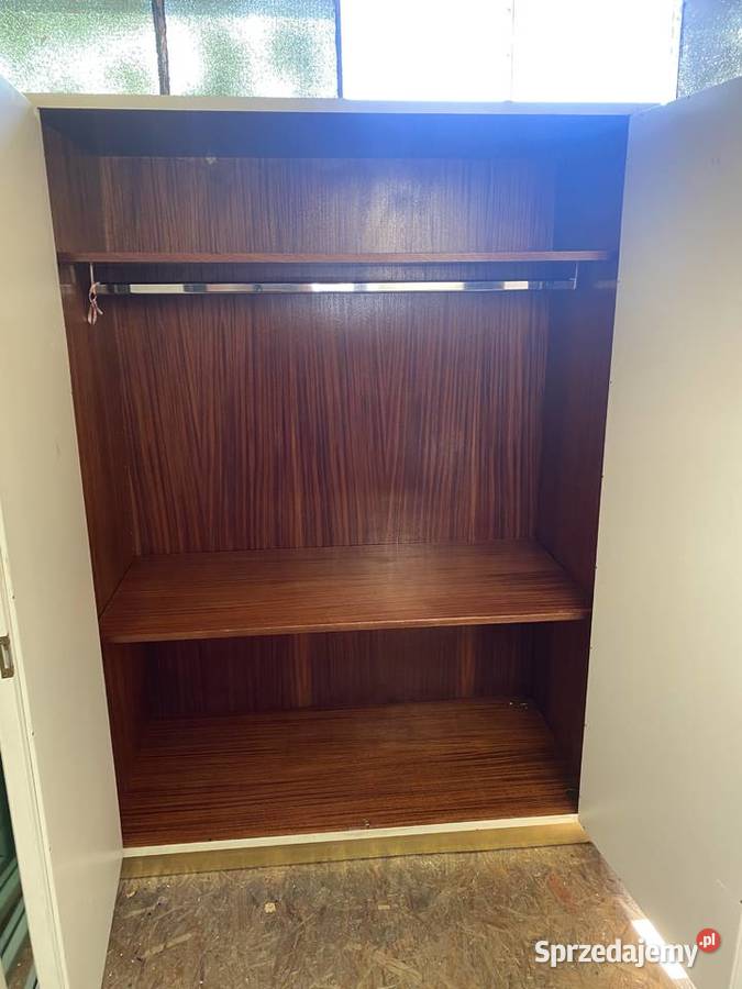 Biała szafa pięciodrzwiowa z lustrami Gryfice