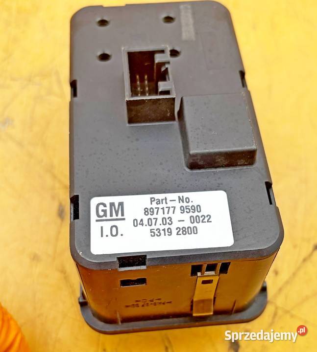 OPEL FRONTERA B PRZEŁĄCZNIK ŚWIATEŁ 897177 9590 osobowe mazowieckie Radom