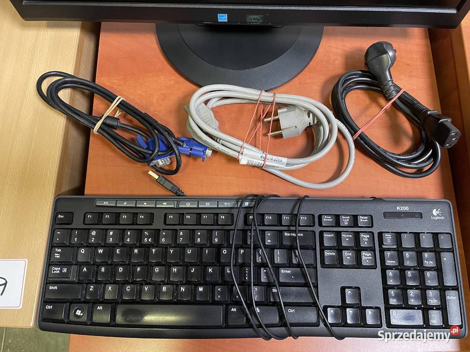 Zestaw komputer klawiatura ekran myszka Tychy