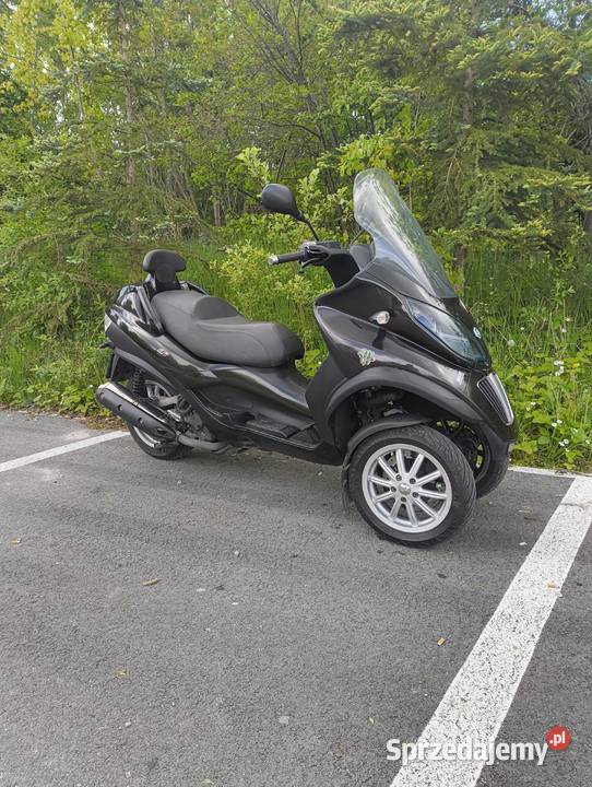 Piaggio MP3 Piaggio MP3 LT L5e na kat B 2011r czarny Łączna