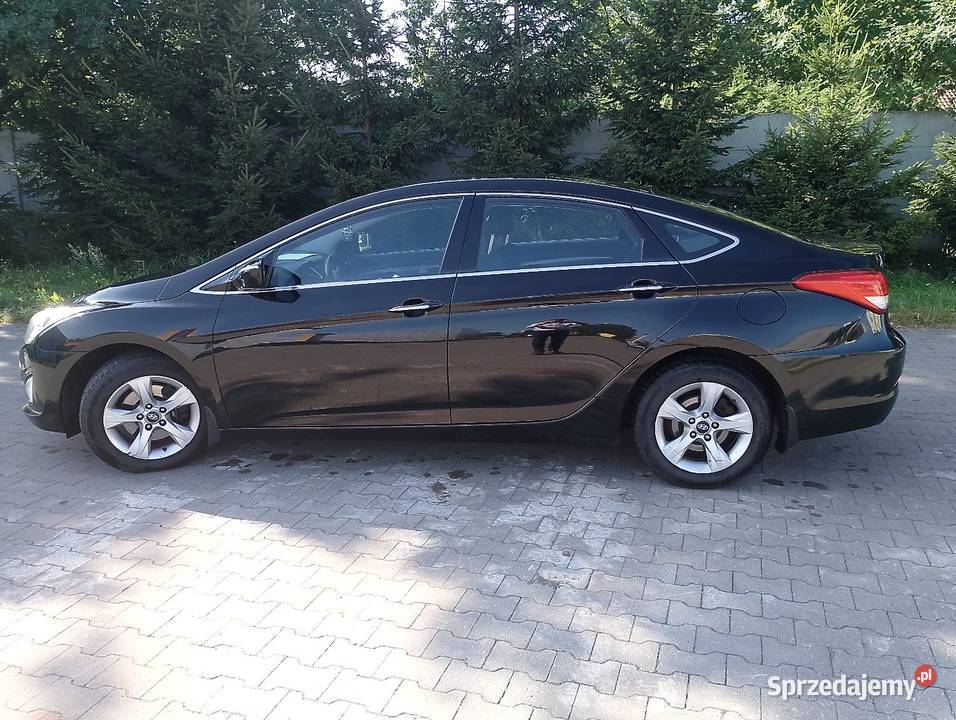Hyundai i40 17 crdi sedan ładny czarny Tuchola