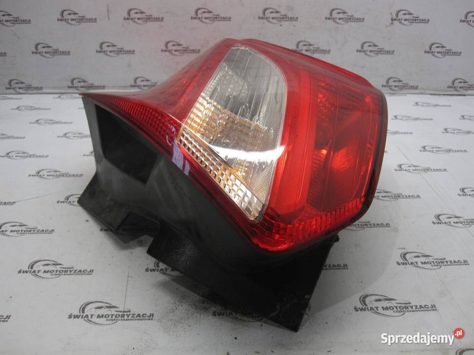 FORD FOCUS MK3 III 13r lampa prawa tył