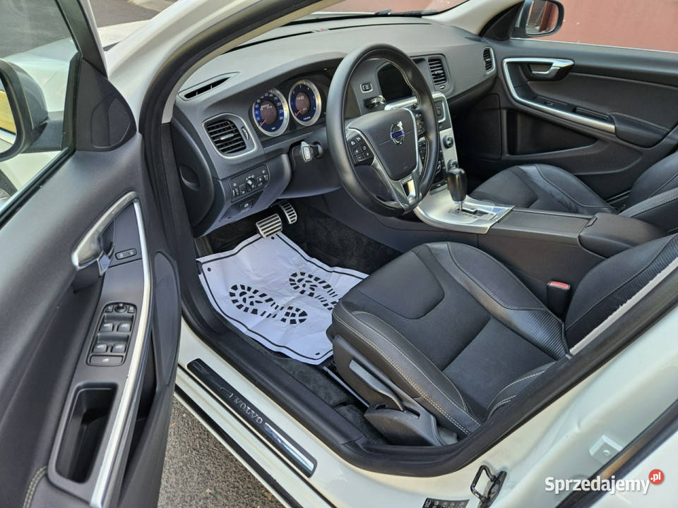 Volvo V60 20 5 cylindrów RDesign Ładne i Zadbane Opoczno sprzedam