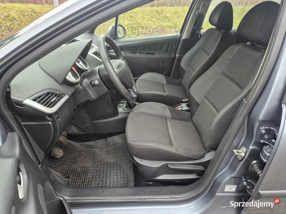 Peugeot 207 LIFT 5 Drzwi 14 benzyna 95 Klima manualna 207 Bujaków sprzedam