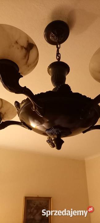 Pięcioramienny mosiężny żyrandol klosze Skierniewice