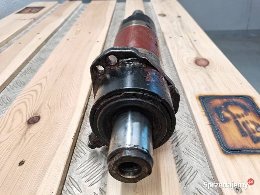 Cylinder hydrauliczny skrętu Manitou MLT 627 Pozostałe Wilkowo sprzedam
