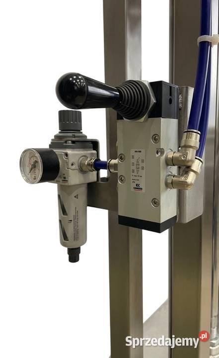 Prasa do sera pneumatyczna czterocylindrowa na