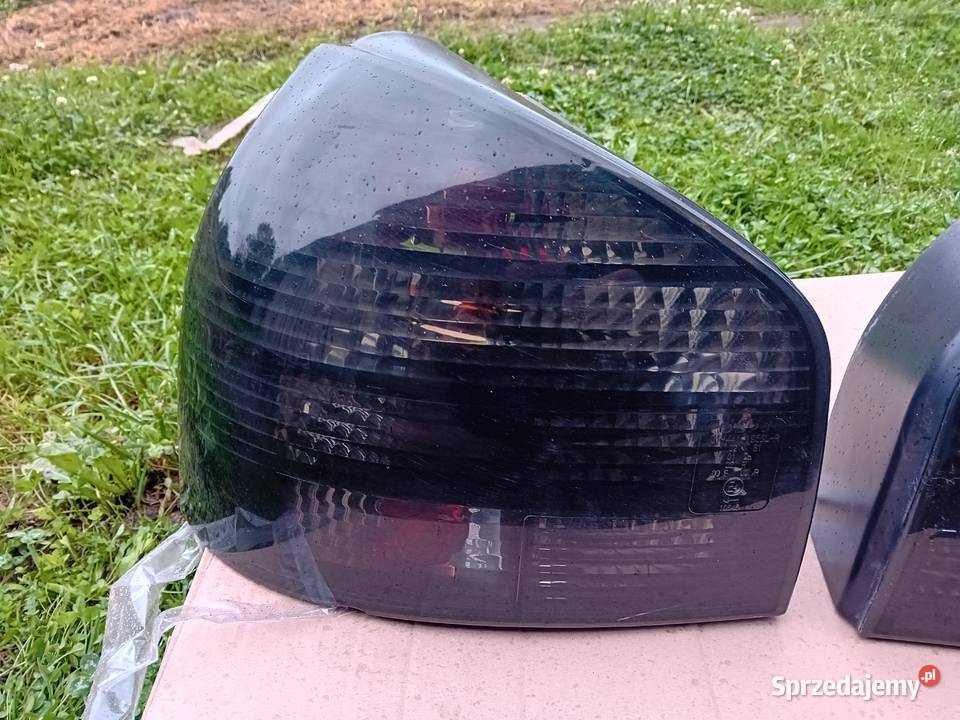 Lampa lampy tył lewa prawa komplet dymione Audi osobowe Biłgoraj