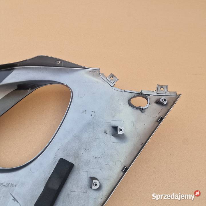 SUZUKI GSXR 600 750 9600 SRAD BOCZEK OWIEWKA BOK Bieleń