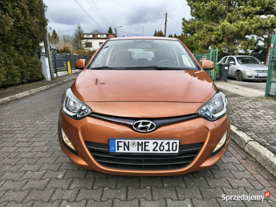 Hyundai i20 Podgrzewane fotele Klimatyzacja i20 Ruda Śląska