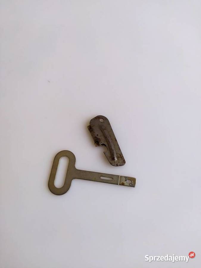 Otwieracze puszek konserw z PRLu 2 sprzedam