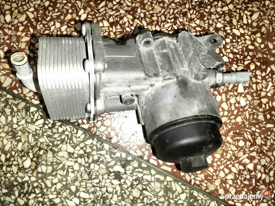 PEUGEOT 407 18 16V OBUDOWA PODSTAWA FILTRA OLEJU osobowe Smarowanie silnika Poręba