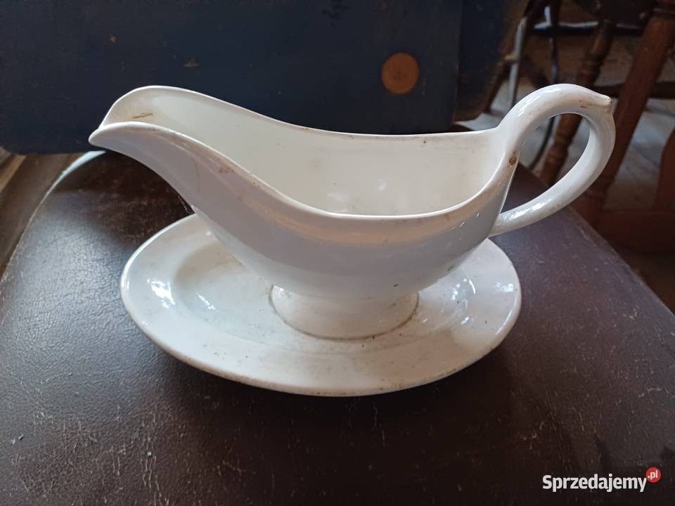 Stara 100 letnia sosierka wykopana z ziemi Porcelana i szkło Lubań