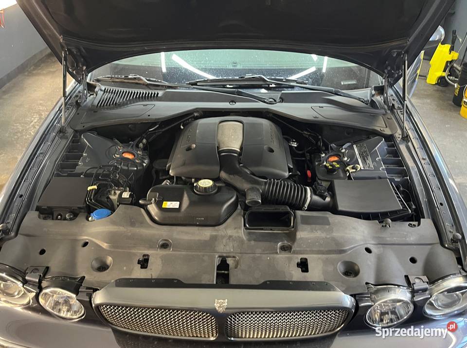 Jaguar XJR X350 z 2005 r W doskonałym stanie z Warszawa