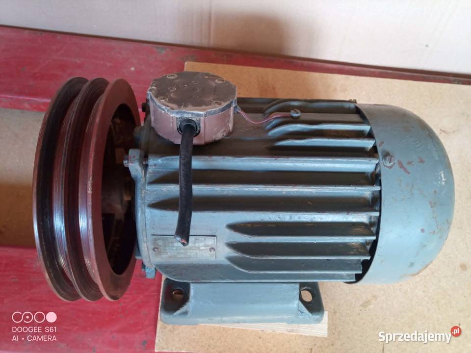 Sprzedam silnik 22 KW łódzkie Chajew