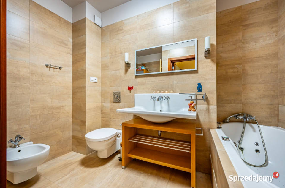 Mieszkanie z ogródkiem Marina Mokotów Rok budowy 2006 Sprzedaż