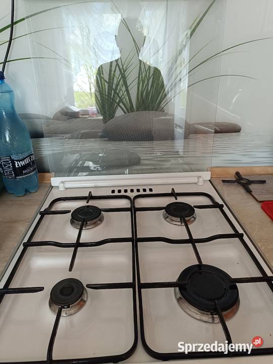 Sprzedam kuchenkę gazową wolnostojące świętokrzyskie Ostrowiec Świętokrzyski