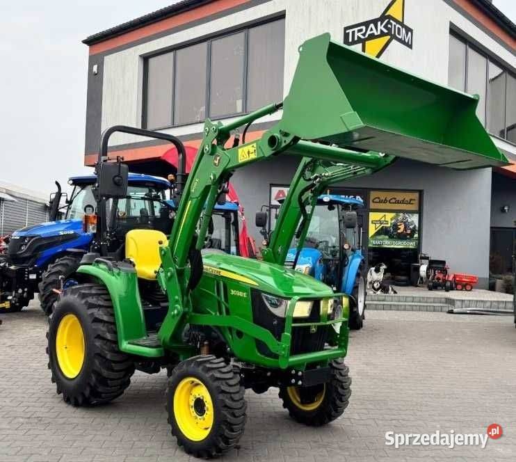 Ciągnik Traktor John Deere 3038E z ładowaczem 4x4 Silnik Yanmar 38KM