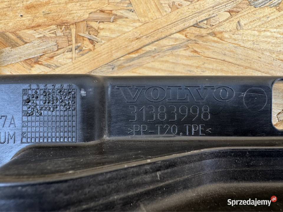 Wlot kierownica powietrza Volvo v40 II 2 12 Pozostałe Międzychód sprzedam