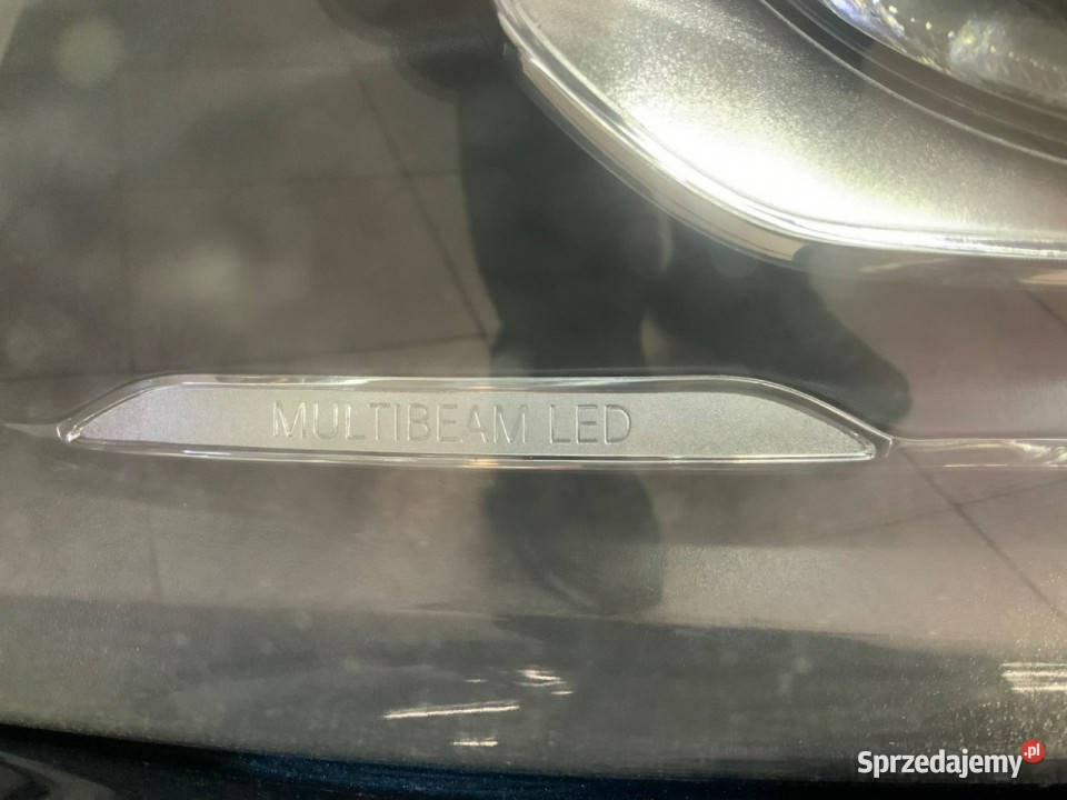 Mercedes E 220 W213 2016 lakier metallic Sadlno