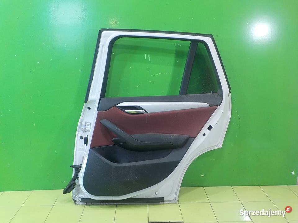 BMW X1 E84 20 D 09r 5D drzwi prawe tyl kompletne sprzedam