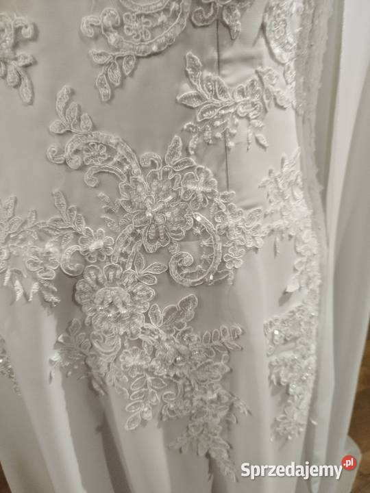 Wyjątkowa sukienka ślubna z Bridal cape 4XL48 śląskie Myszków