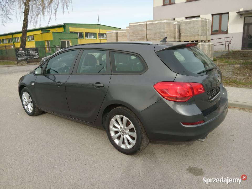 astra 2012 benzyna Hrubieszów