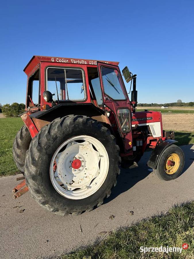 Traktor International 574 Ryki