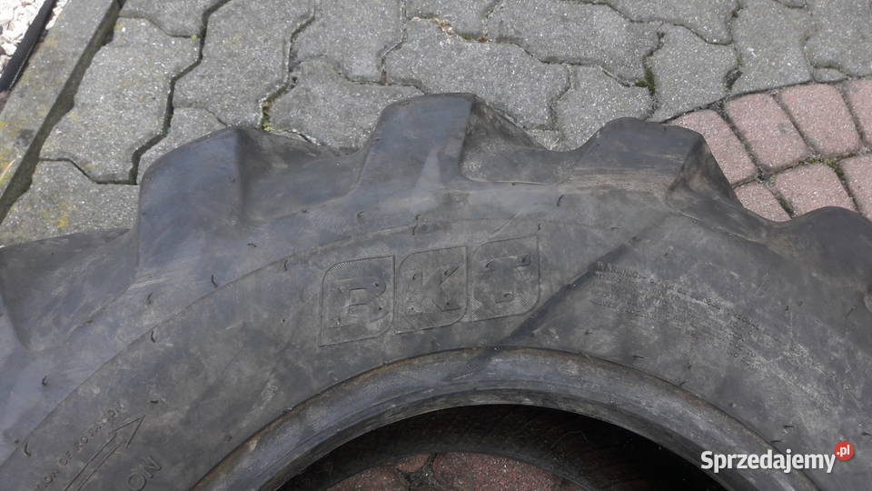 Sprzedam oponę 12 58018 BKT Opony rolnicze