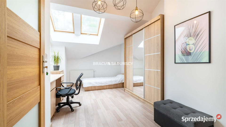 Mieszkanie Kraków Żmujdzka 6786m2 4 pokoje