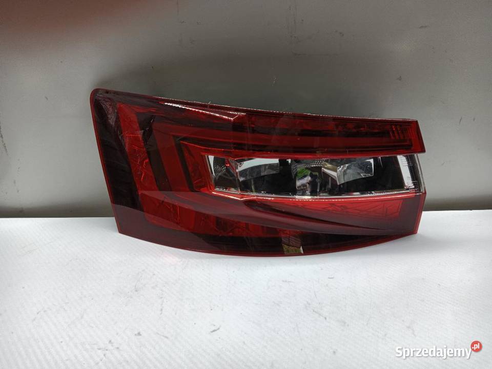 LAMPA TYŁ TYLNA LEWA SKODA SUPERB III 3V5945207A Części samochodowe wielkopolskie