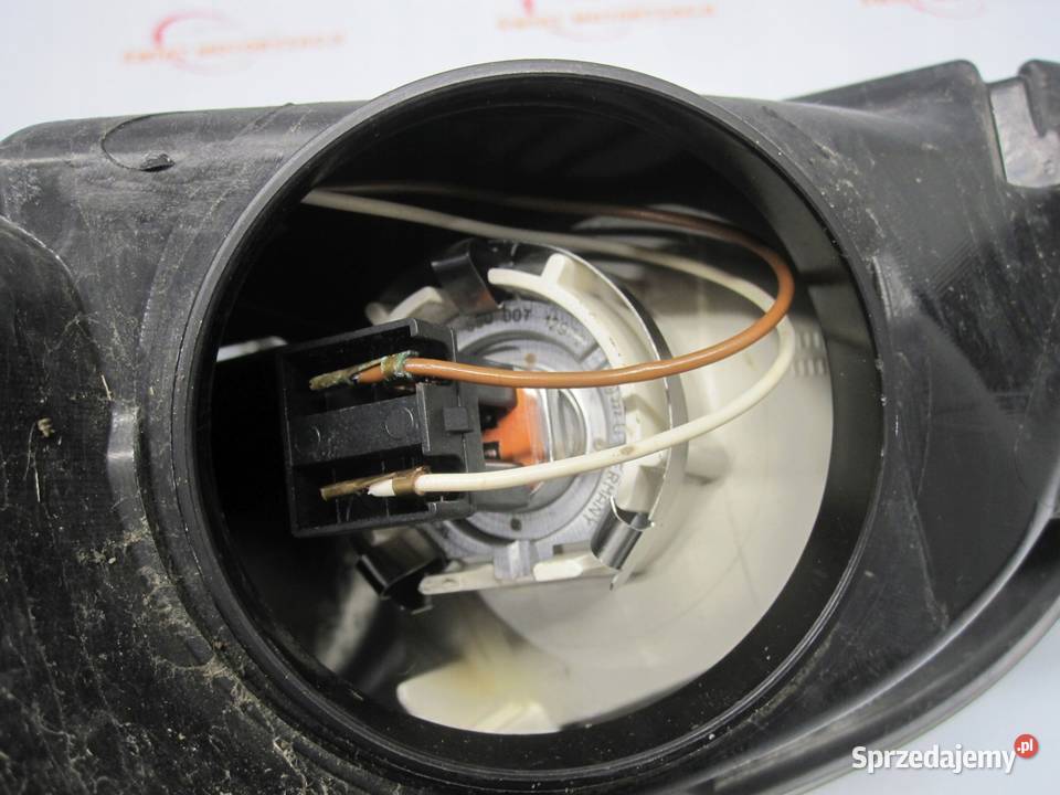 SMART FORTWO II LIFT 12r lampa prawa przód osobowe sprzedam