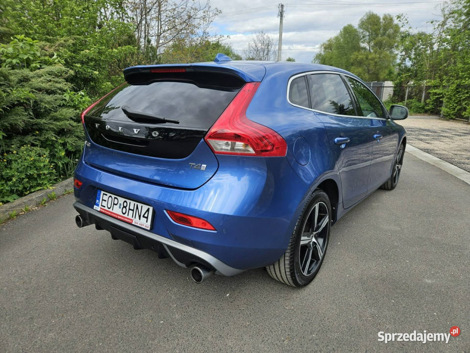 Volvo V40 T4 190 benzyna 100 Fabryczny Lakier komputer pokładowy Opoczno